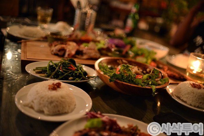 Dinner setting