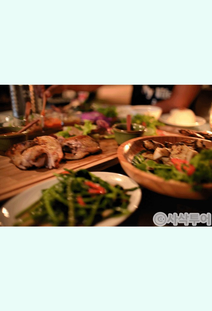 Original dining photo collage