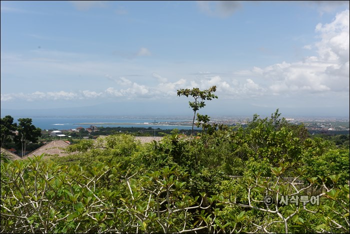 Garuda Wisnu Kencana Cultural Park — views and visitor photographs 14