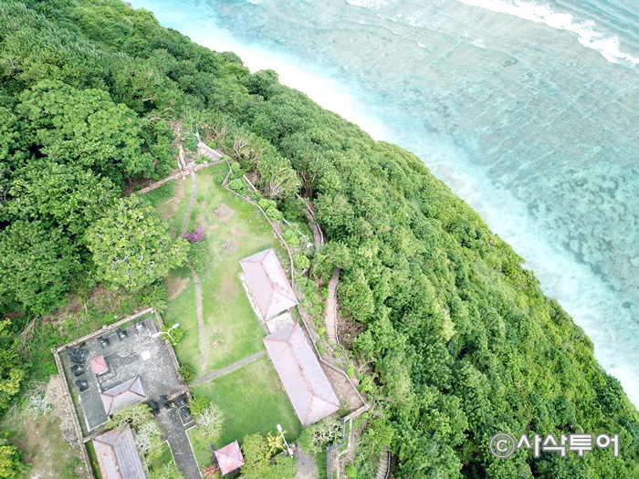 Green Bowl Beach — views and visitor photographs 2