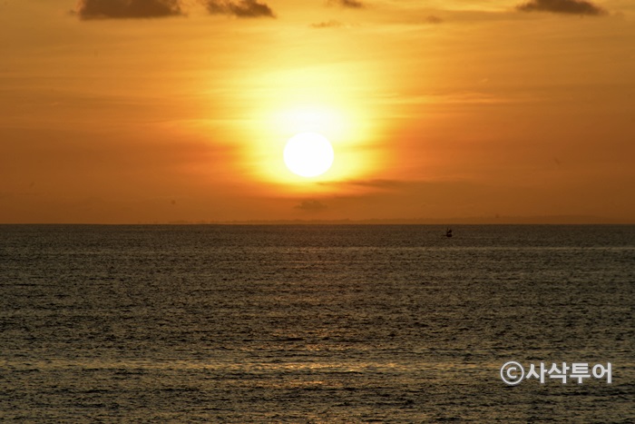 Jimbaran Beach — views and visitor photographs 11