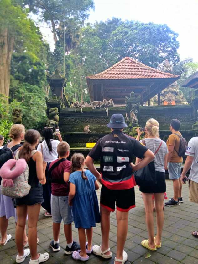 Sacred Monkey Forest Sanctuary — views and visitor photographs 54