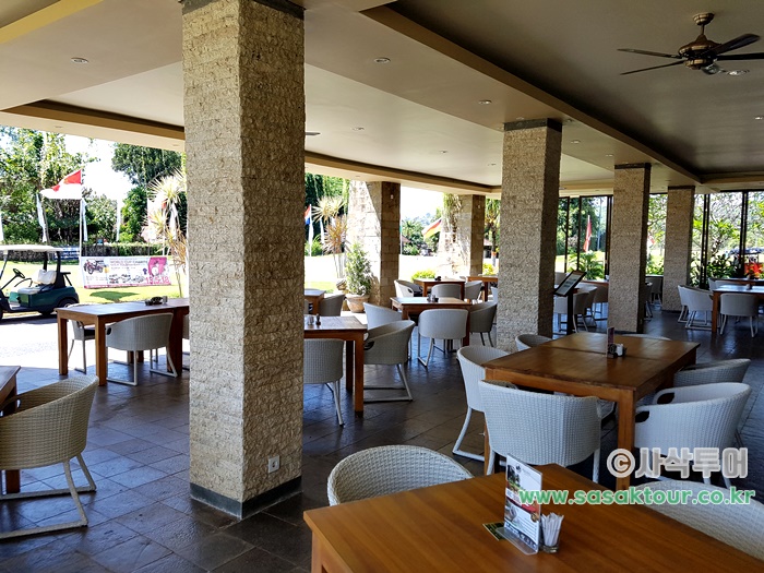 New Kuta Golf Club — course and clubhouse photographs 16