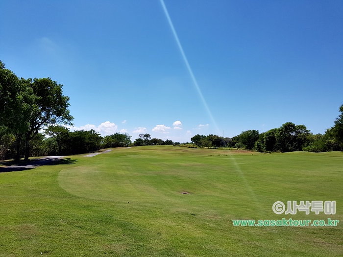 New Kuta Golf Club — course and clubhouse photographs 18