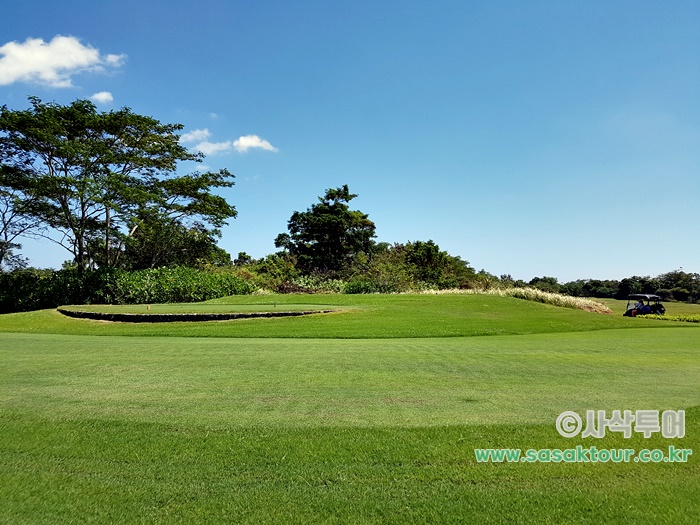 New Kuta Golf Club — course and clubhouse photographs 22