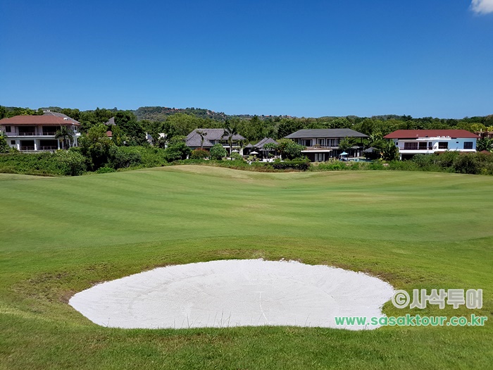 New Kuta Golf Club — course and clubhouse photographs 25