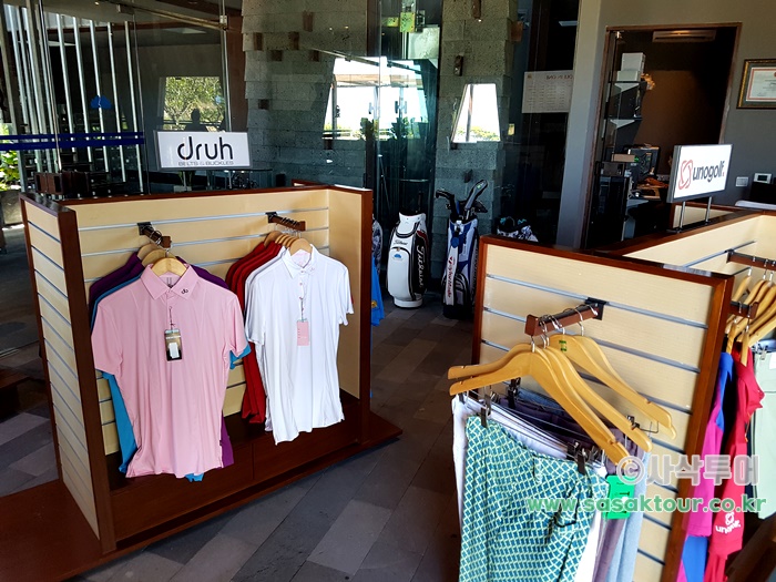 Bukit Pandawa Golf & Country Club — course and clubhouse photographs 10
