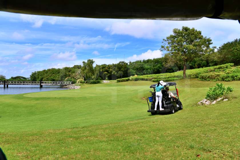 Bukit Pandawa Golf & Country Club — course and clubhouse photographs 38