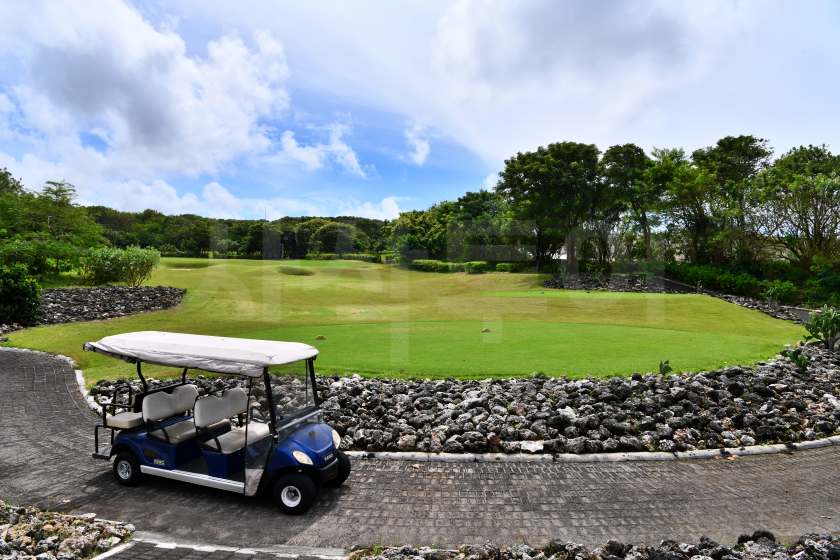 Bukit Pandawa Golf & Country Club — course and clubhouse photographs 43