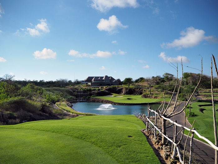Bukit Pandawa Golf & Country Club — course and clubhouse photographs 68