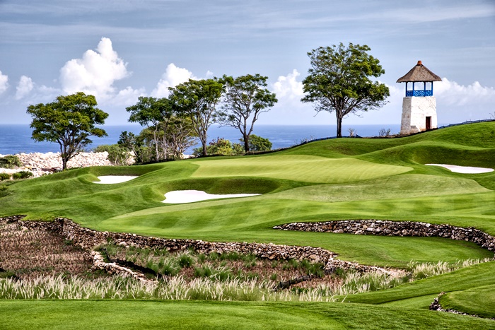 Bukit Pandawa Golf & Country Club — course and clubhouse photographs 71