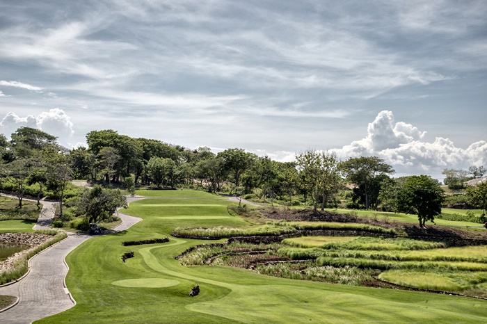 Bukit Pandawa Golf & Country Club — course and clubhouse photographs 72