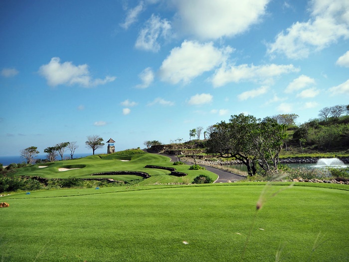 Bukit Pandawa Golf & Country Club — course and clubhouse photographs 79