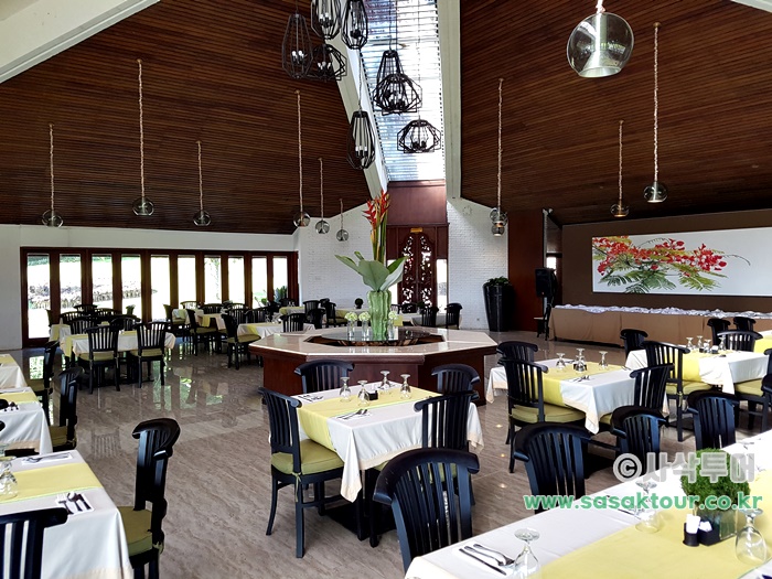 Handara Golf & Resort Bali — course and clubhouse photographs 18