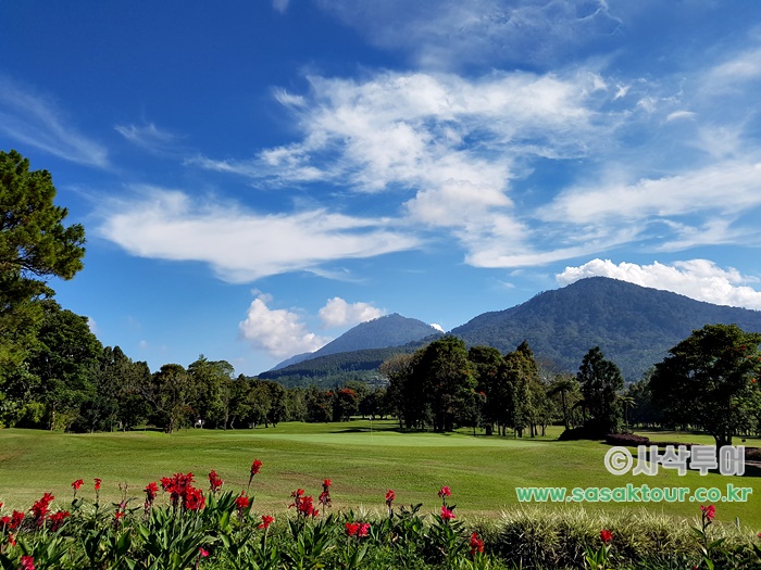 Handara Golf & Resort Bali — course and clubhouse photographs 22