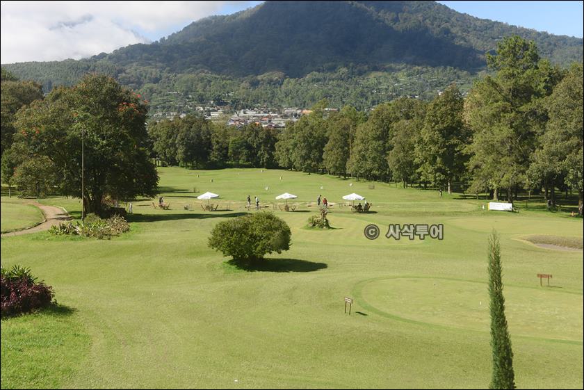 Handara Golf & Resort Bali — course and clubhouse photographs 45