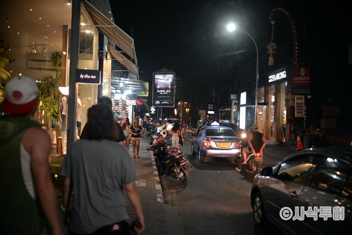 Seminyak Shopping Streets — shops and displays 1