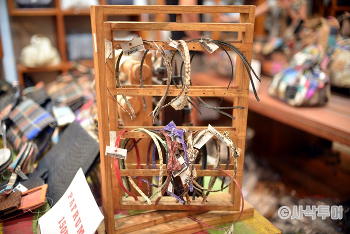 Syang Seminyak — shops and displays 12