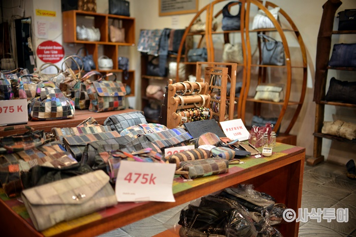 Syang Seminyak — shops and displays 16