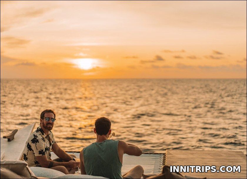 Cruise atmosphere and sunset · Gili cruise photo 28