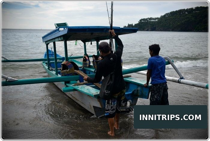 Hotel pickup and Malimbu transfer · Lombok fishing photo 2