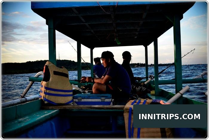 Coral-area bottom fishing · Lombok fishing photo 16