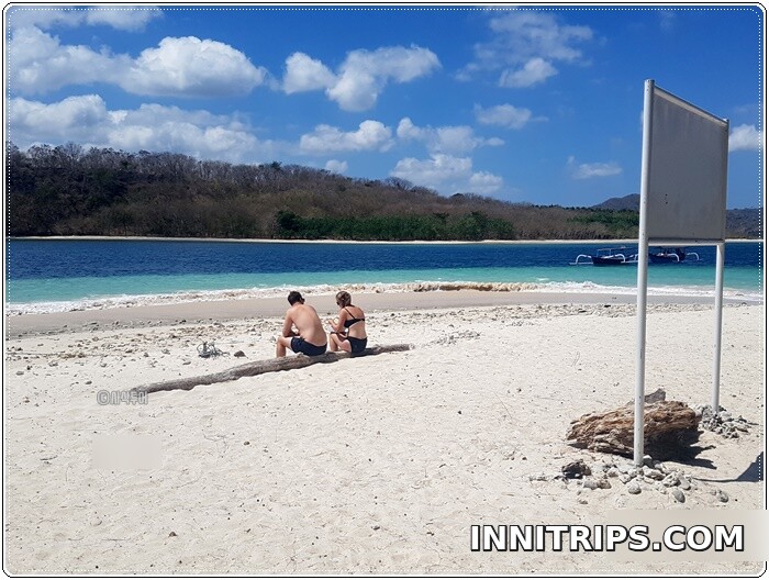 Gili Nanggu beach and island — photo 4