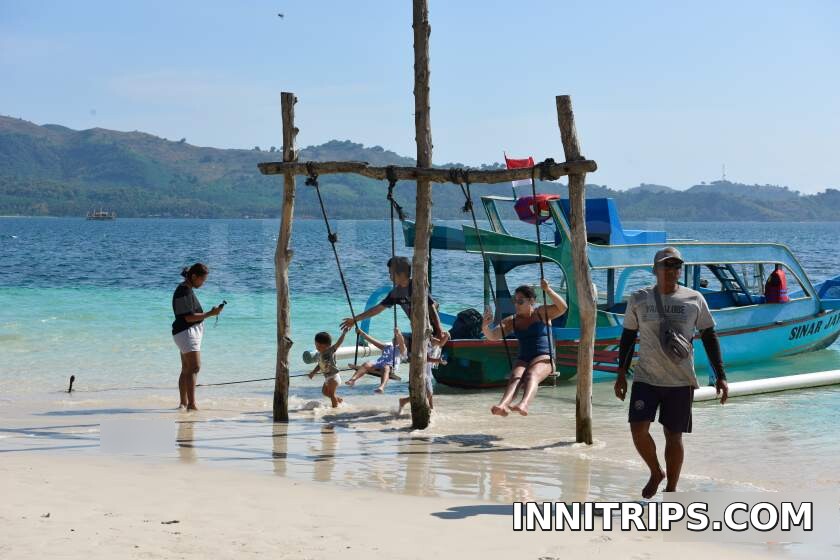 Gili Kedis Island — photo 14