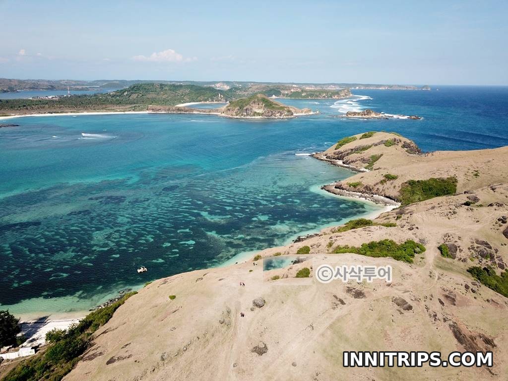 Tanjung Aan hill viewpoint · Lombok photo tour image 31