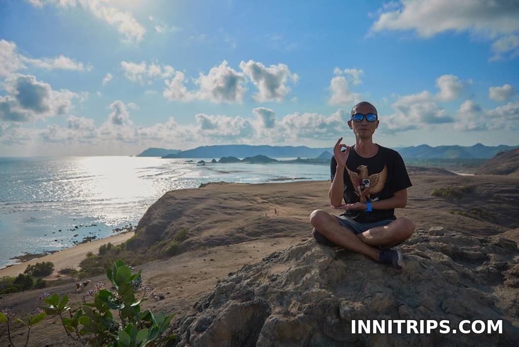 Tanjung Aan hill viewpoint · Lombok photo tour image 34