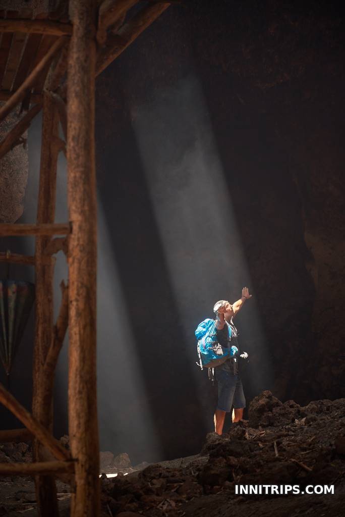 Bat Cave and hotel return · Lombok photo tour image 42