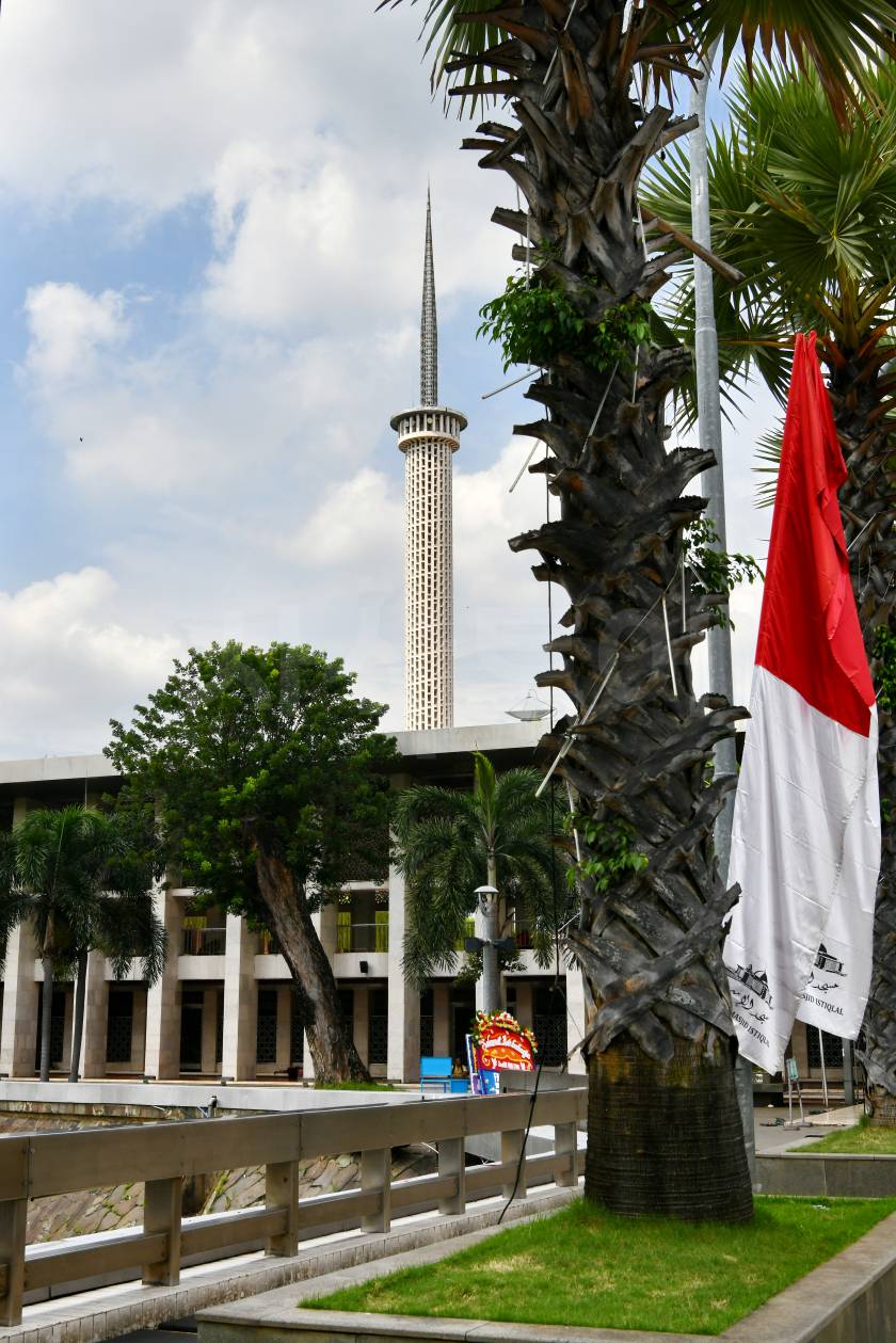 Istiqlal Mosque Jakarta — photograph 5