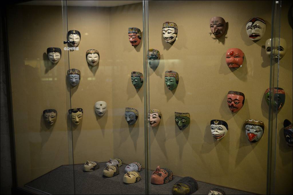 Museum Indonesia at TMII — photograph 37