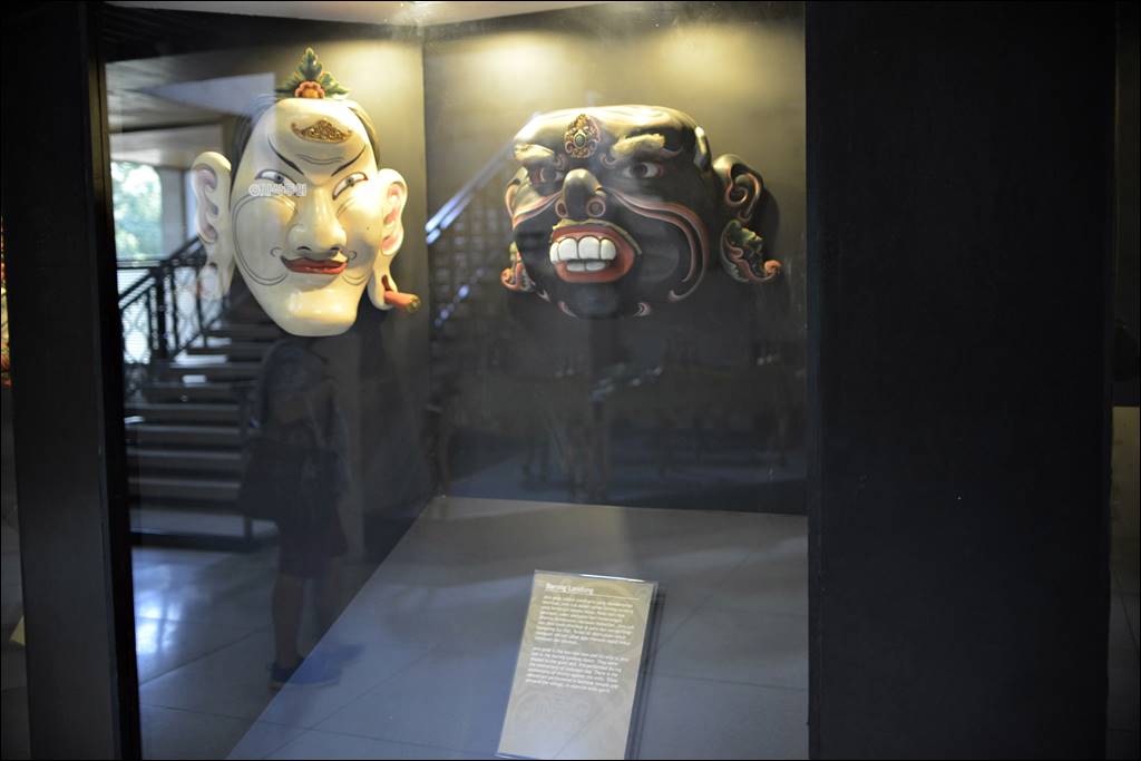 Museum Indonesia at TMII — photograph 39