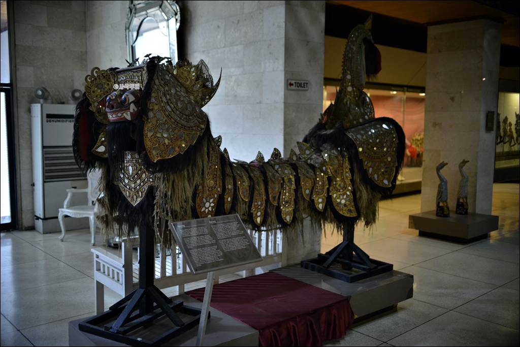 Museum Indonesia at TMII — photograph 43