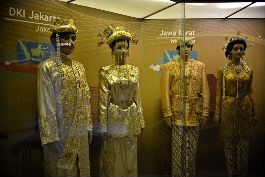 Museum Indonesia at TMII — photograph 44