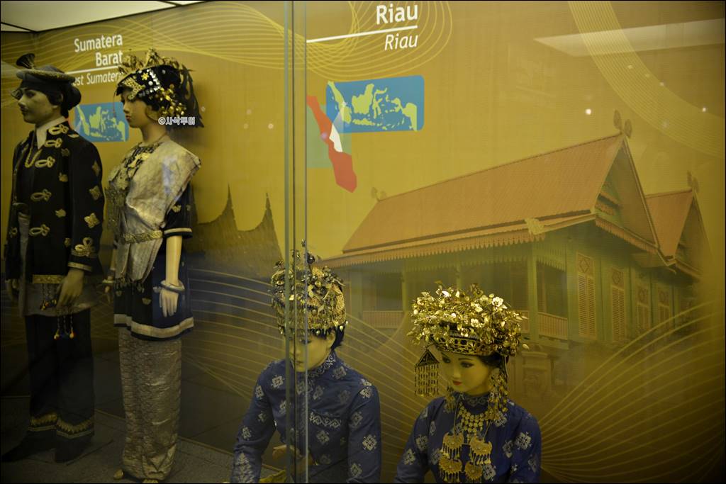 Museum Indonesia at TMII — photograph 47