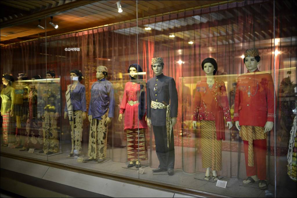 Museum Indonesia at TMII — photograph 50