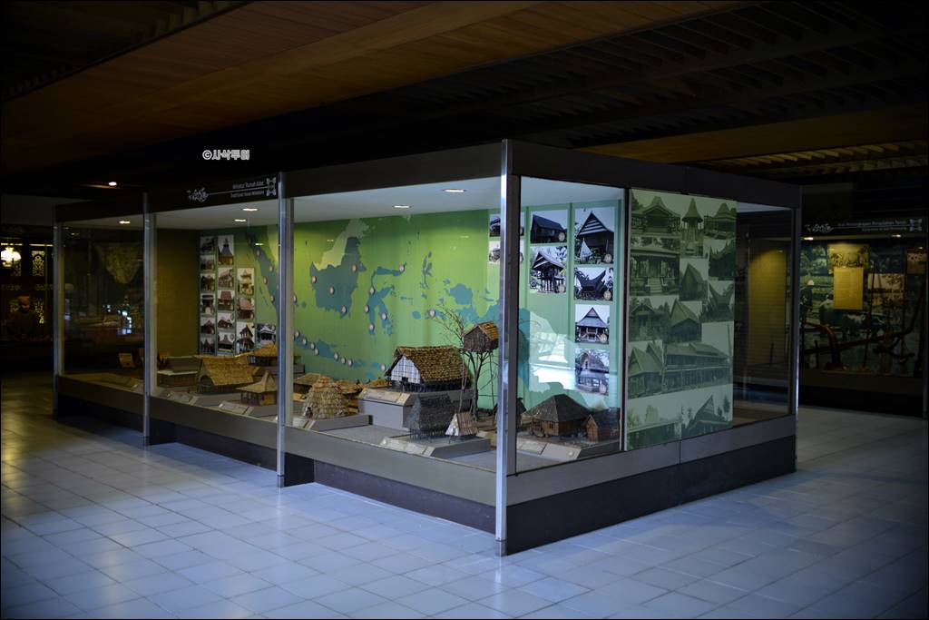 Museum Indonesia at TMII — photograph 60