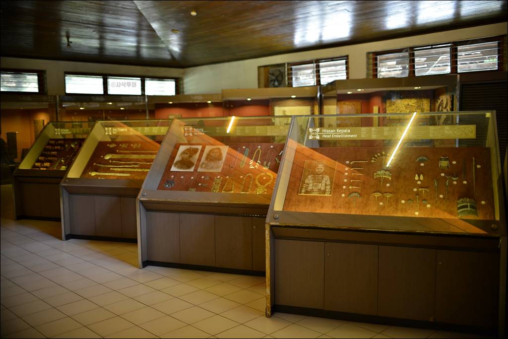 Museum Indonesia at TMII — photograph 63