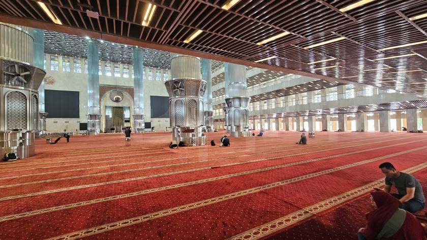 Istiqlal Mosque Jakarta — photograph 19
