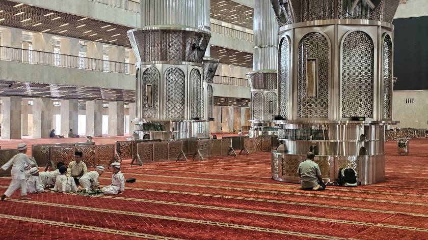 Istiqlal Mosque Jakarta — photograph 21