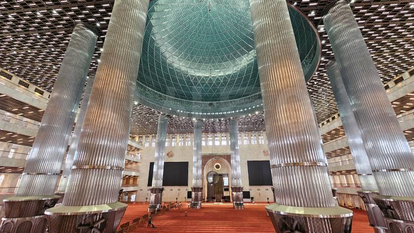 Istiqlal Mosque Jakarta — photograph 24