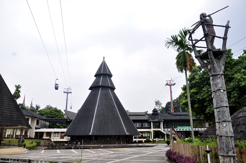 Taman Mini Indonesia Indah (TMII) — photograph 15