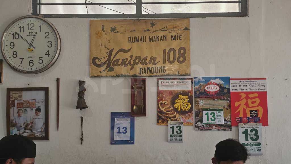 Mie Naripan — original photograph 4