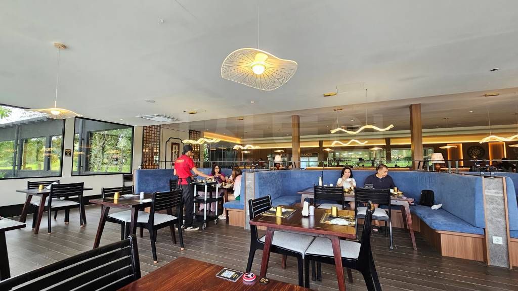 Hwangje Korean Restaurant at Imperial Klub Golf — original photograph 5