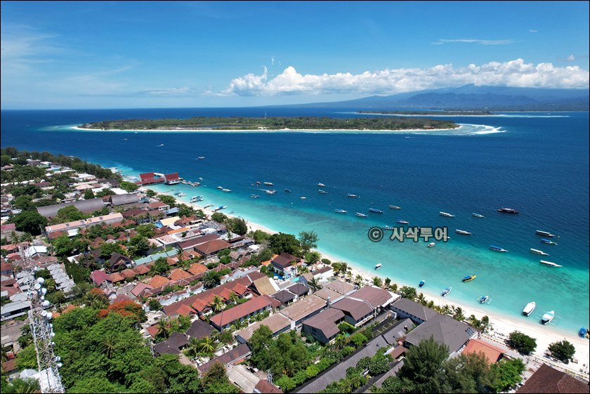 Gili Trawangan — island, landscape and visitor photographs 2