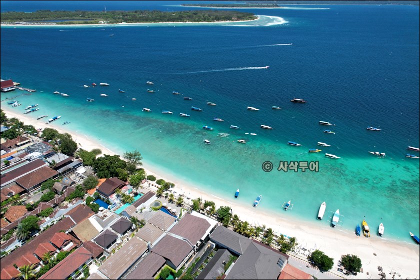 Gili Trawangan — island, landscape and visitor photographs 4