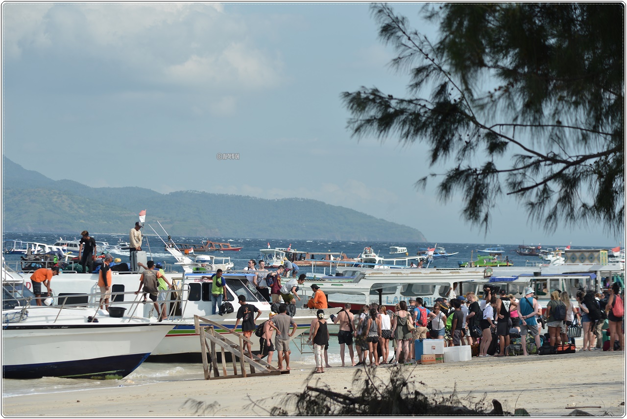 Gili Trawangan — island, landscape and visitor photographs 5