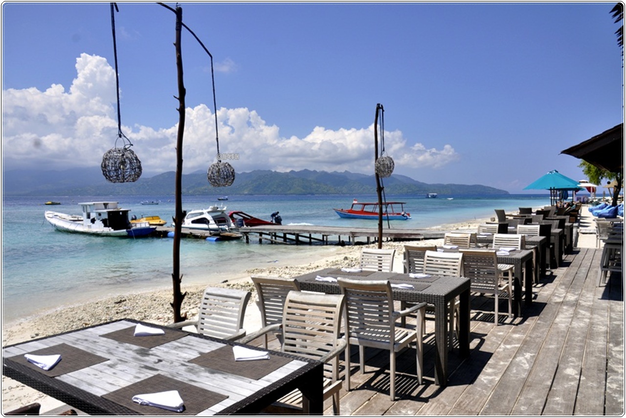 Gili Trawangan — island, landscape and visitor photographs 26